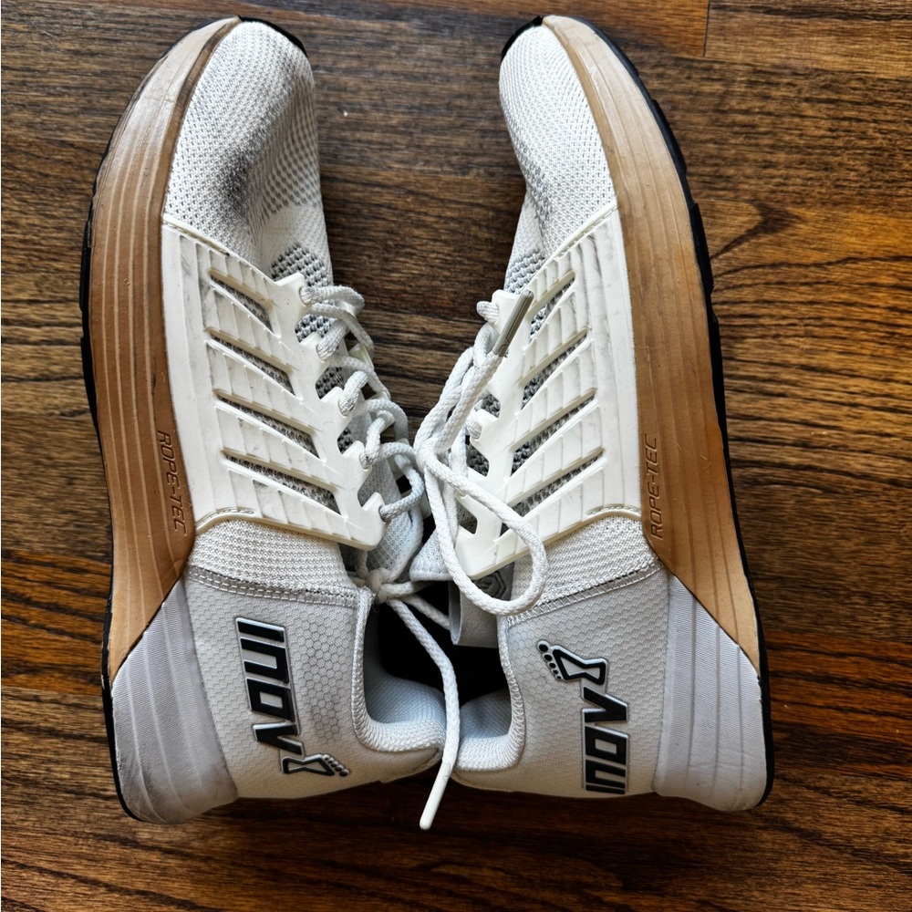 Inov-8 Women 10.5 White Crosstrain Sneakers with Gum Bottom
